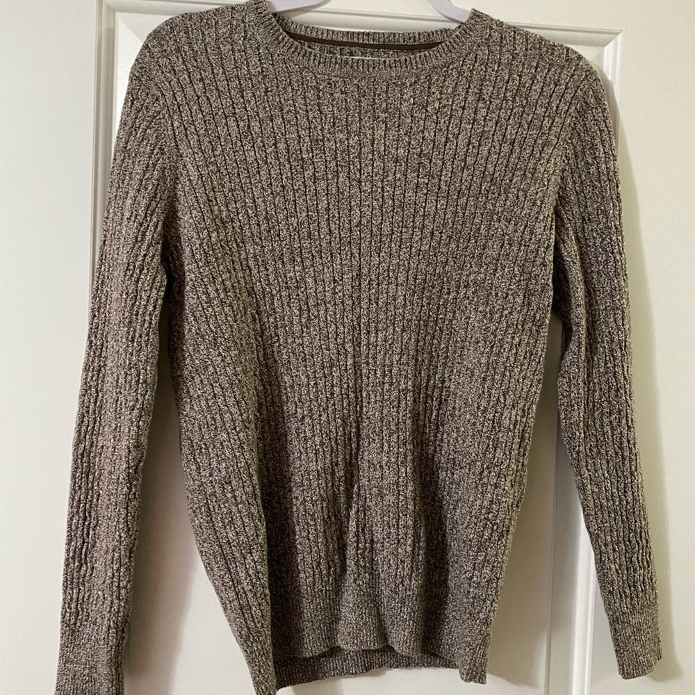 Kim Rogers brown long sleeve sweater